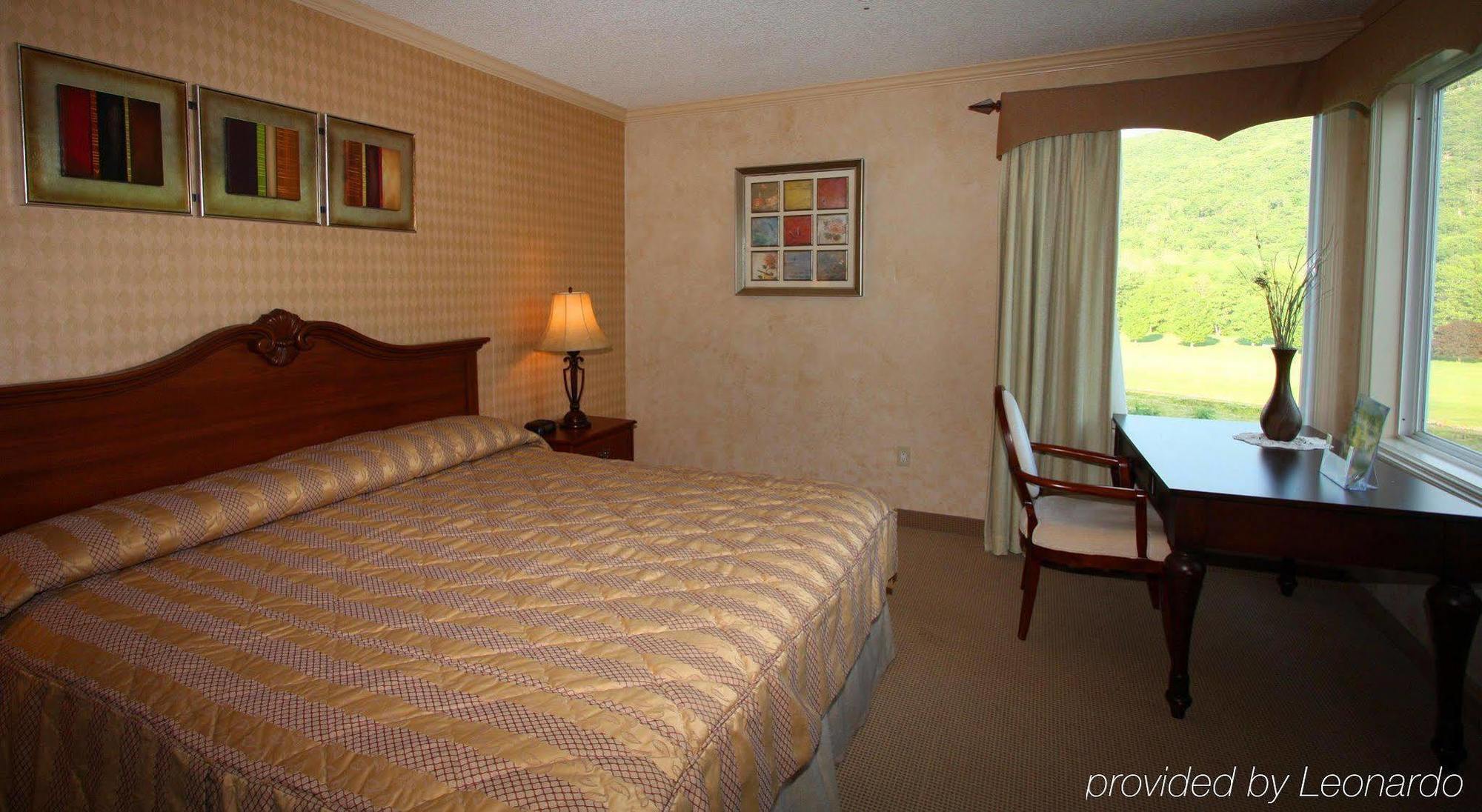 Hotel Honors Haven Retreat & Conference Ellenville Zimmer foto